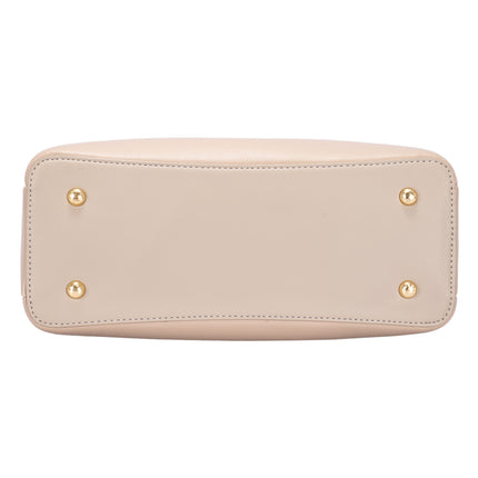 David Jones Alessandra