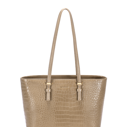 David Jones Manon